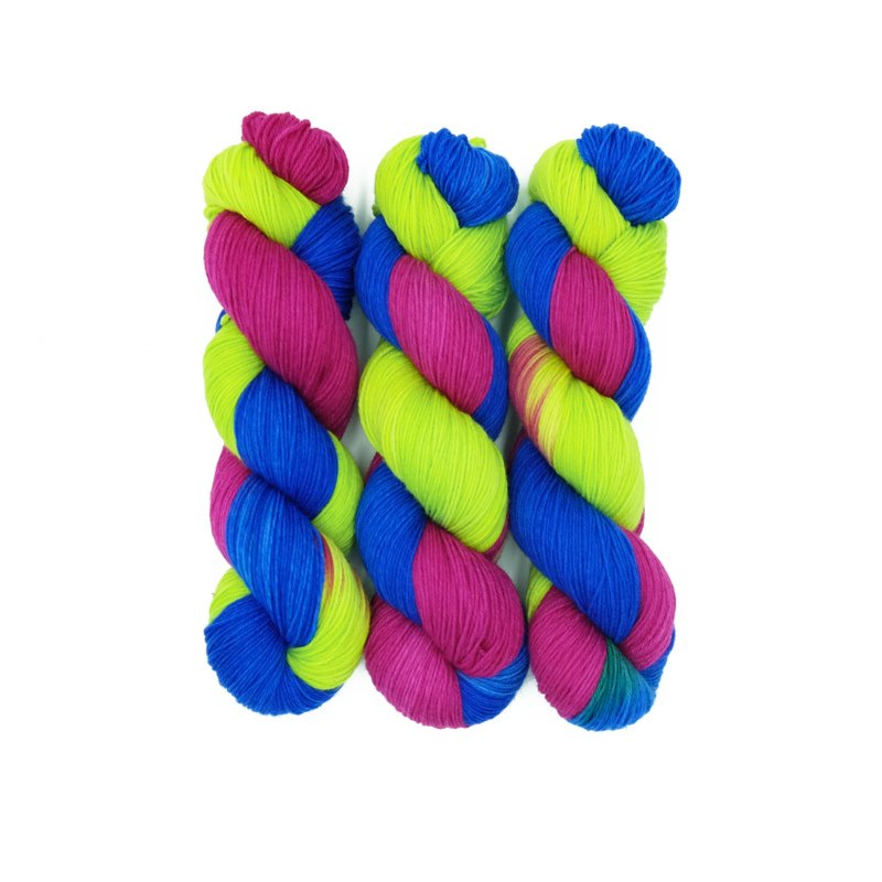 Handgefärbte Wolle - Farbularasa - Monatsfärbung