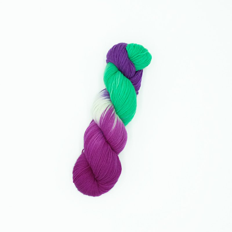 Handgefärbte Wolle - Farbularasa - Monatsfärbung