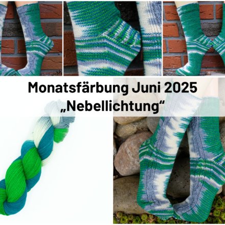 Grau grün blaue Socken - Handgefärbte Wolle - Farbularasa - Monatsfärbung
