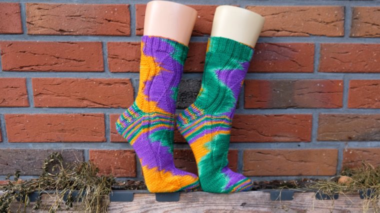 Socken Monatsfärbung März