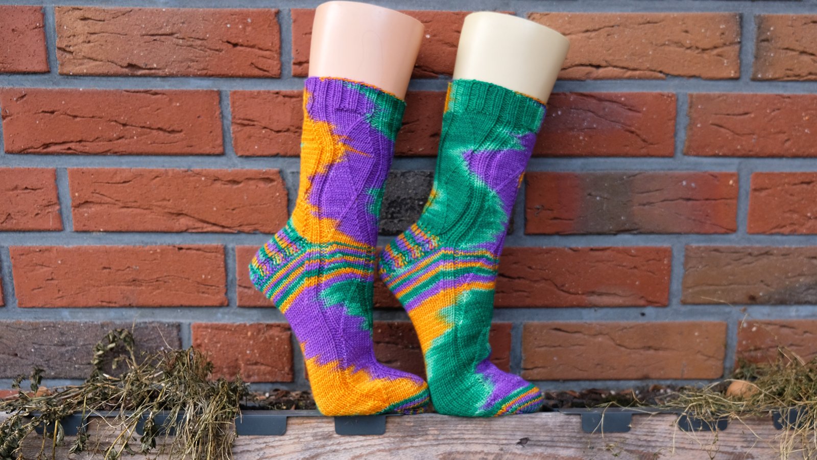 Socken Monatsfärbung März